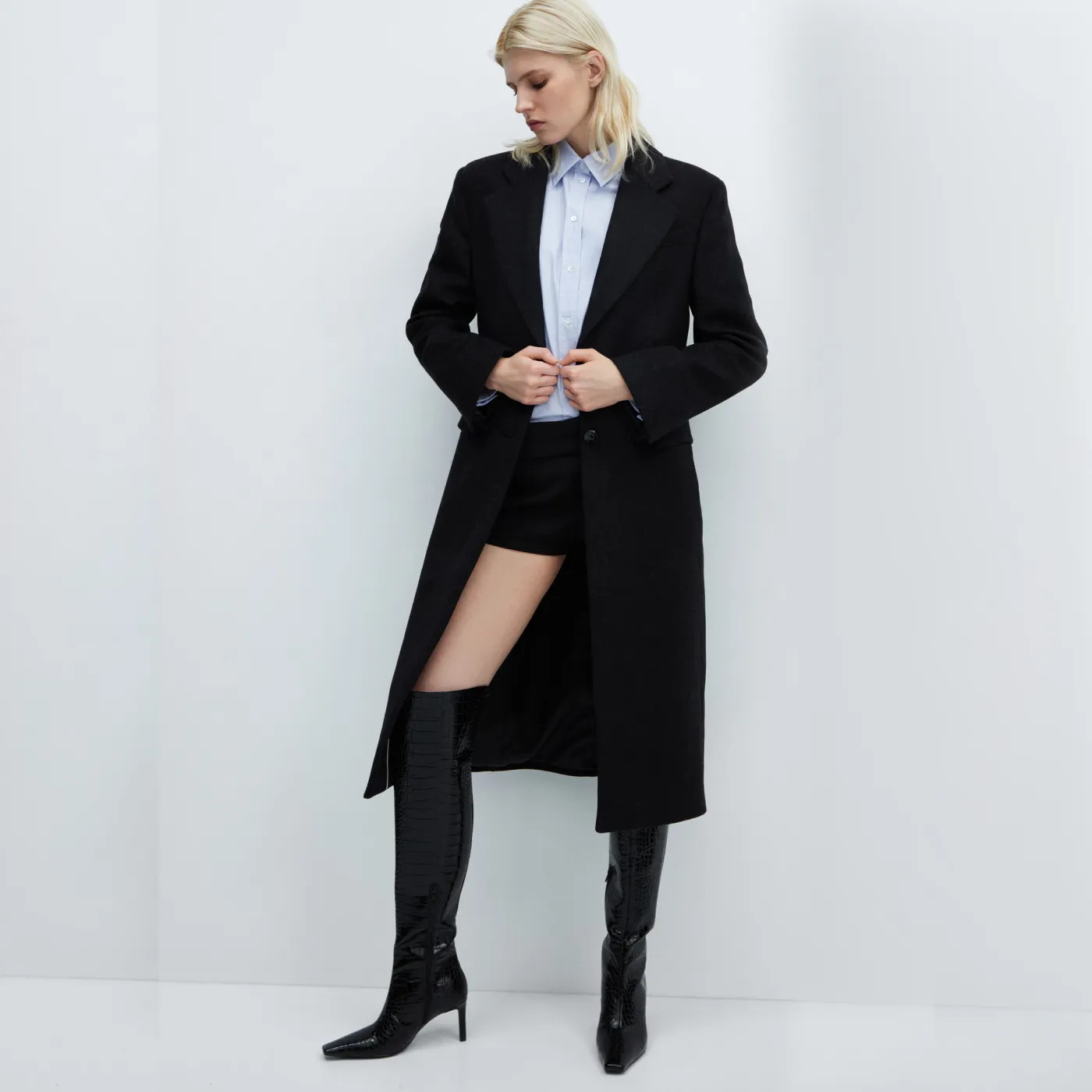 Black Croc-Effect Based Stiletto Boots — изображение 3