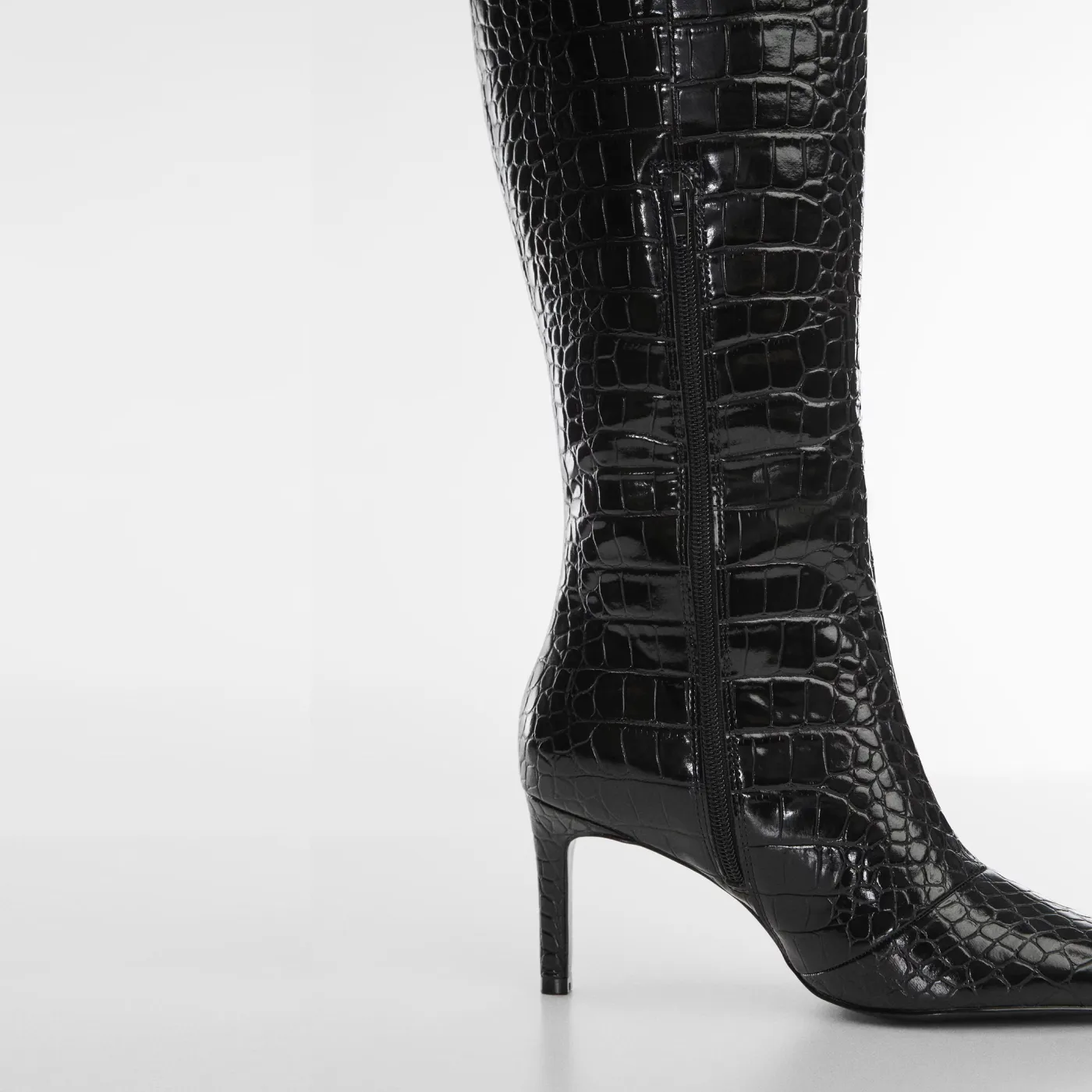 Black Croc-Effect Based Stiletto Boots — изображение 5